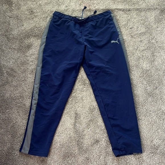Puma joggers - Picture 2 of 3